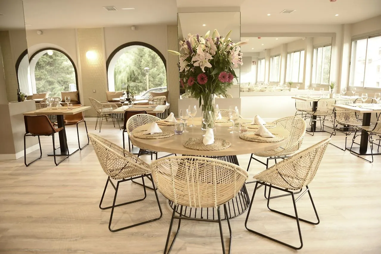 El Niu De Martinet Hotel 3*,